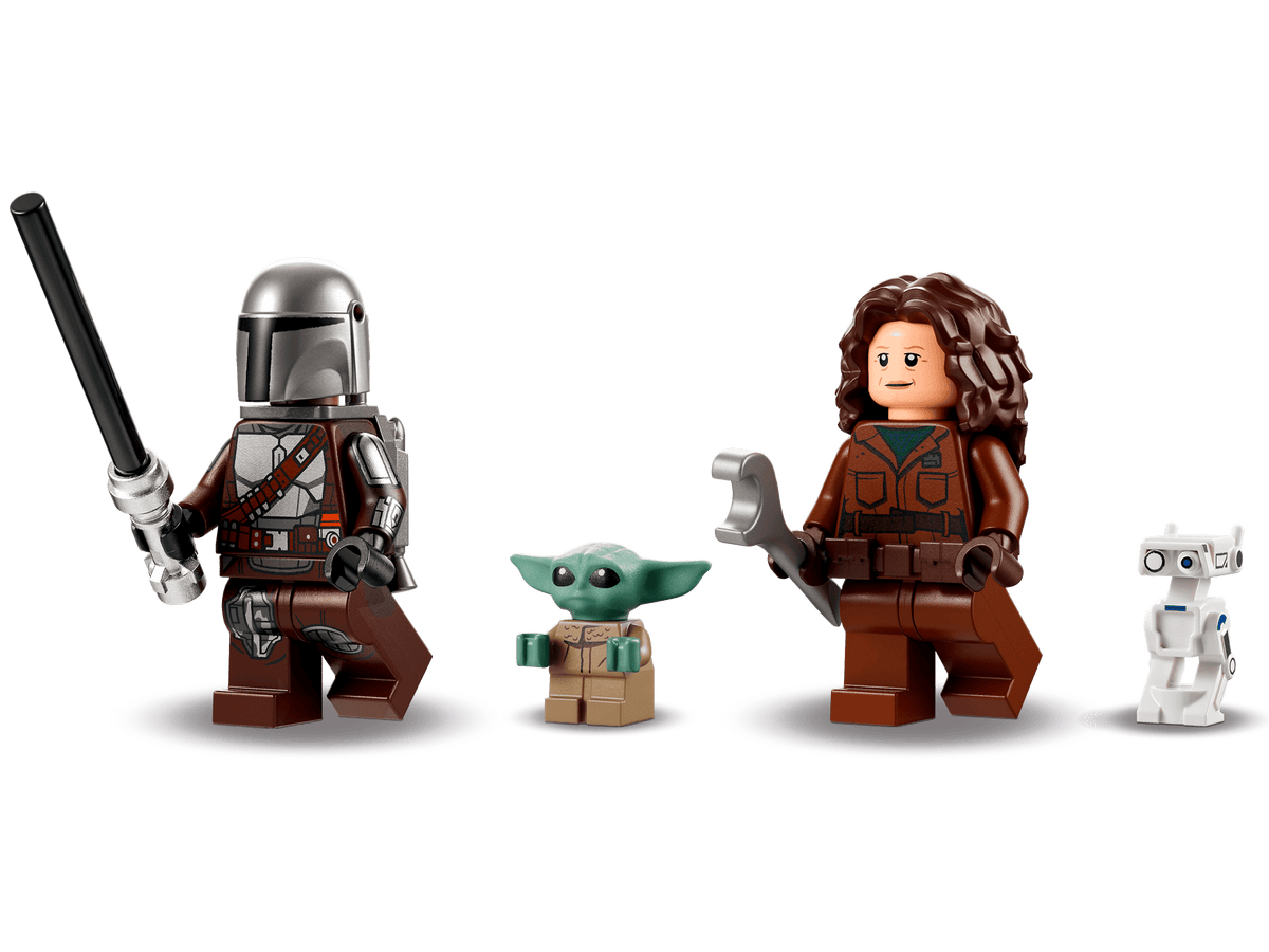the four characters - Mando, Grogu, Peli Motto, BD droid