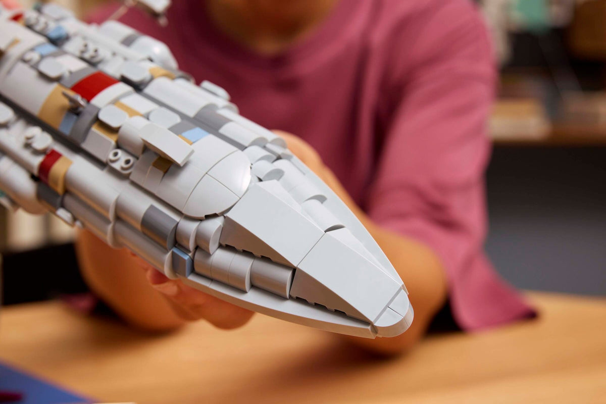 LEGO Home One Starcruiser 75405 product image